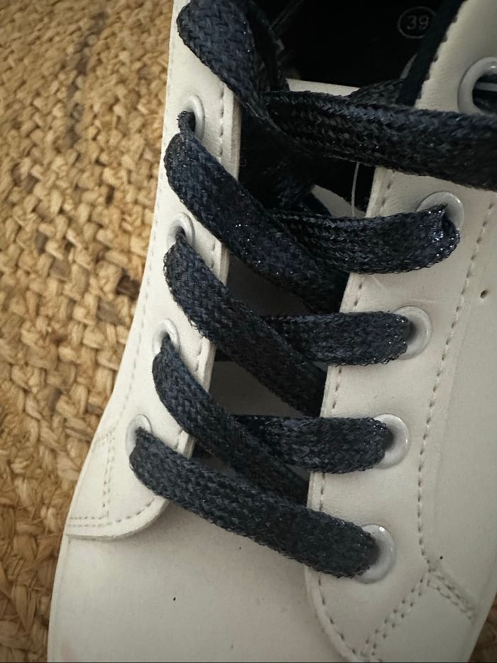 Basket femme T 39 - photo numéro 3