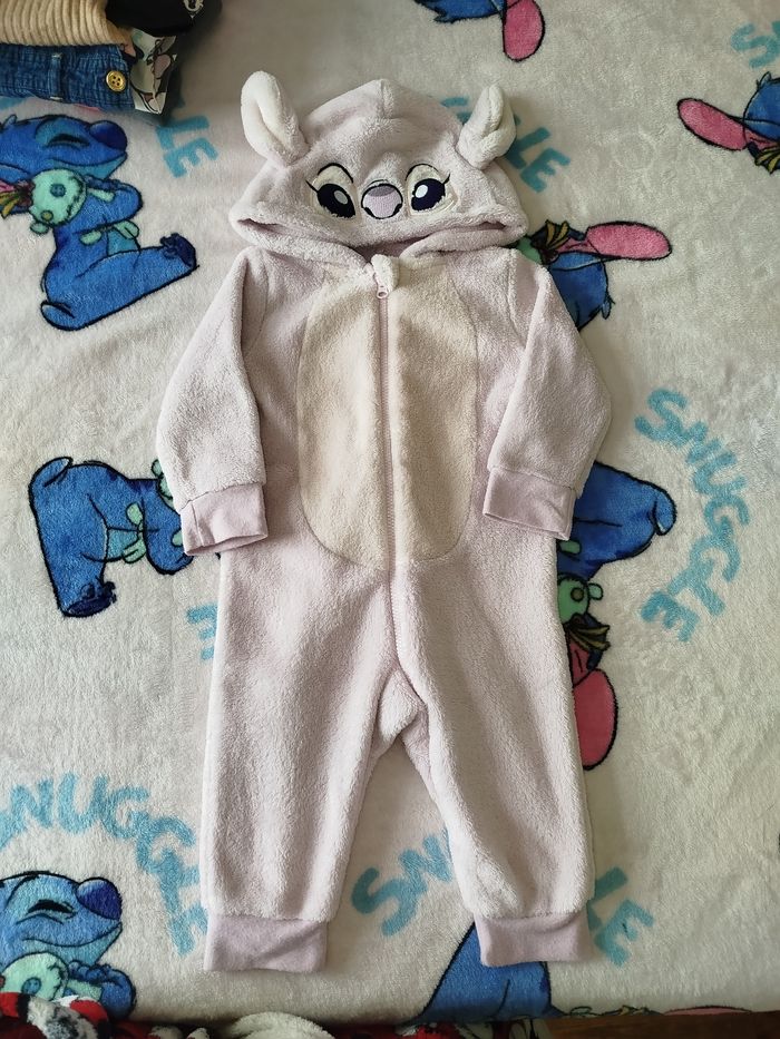 Combinaison stitch fille 9 mois