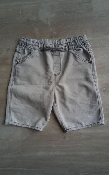 Short  gris