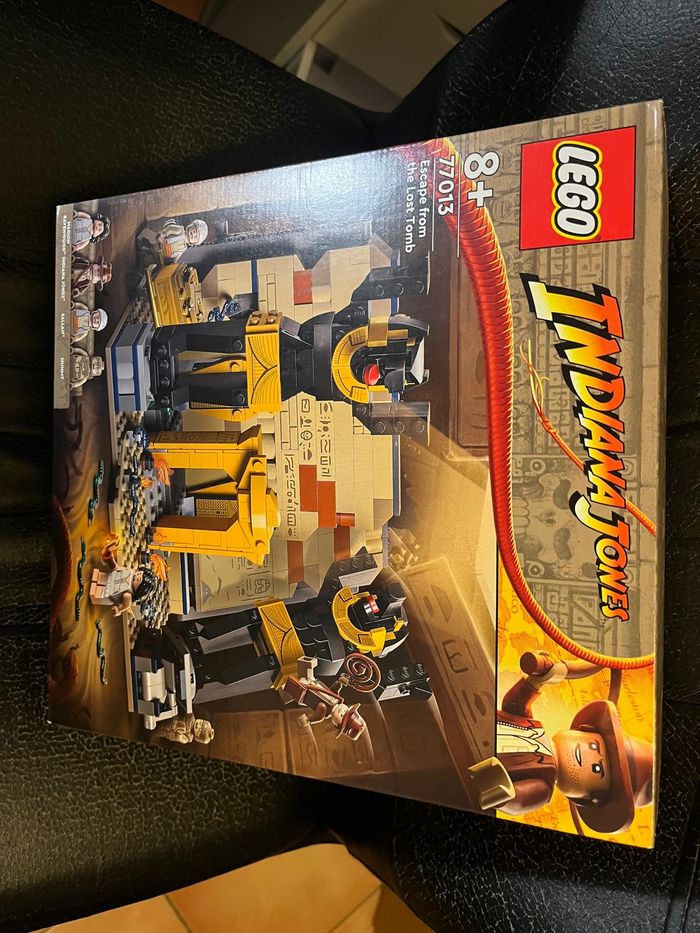 Lego 77013 NEUF L’évasion du tombeau perdu Indiana Jones