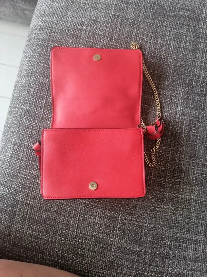 Sac rouge - photo numéro 6