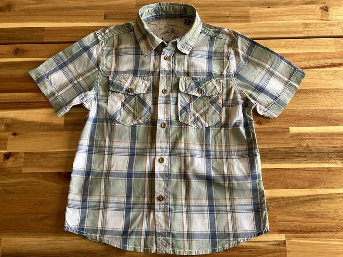 Chemise à manches courtes