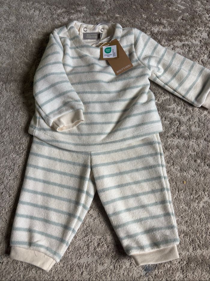 Ensemble neuf