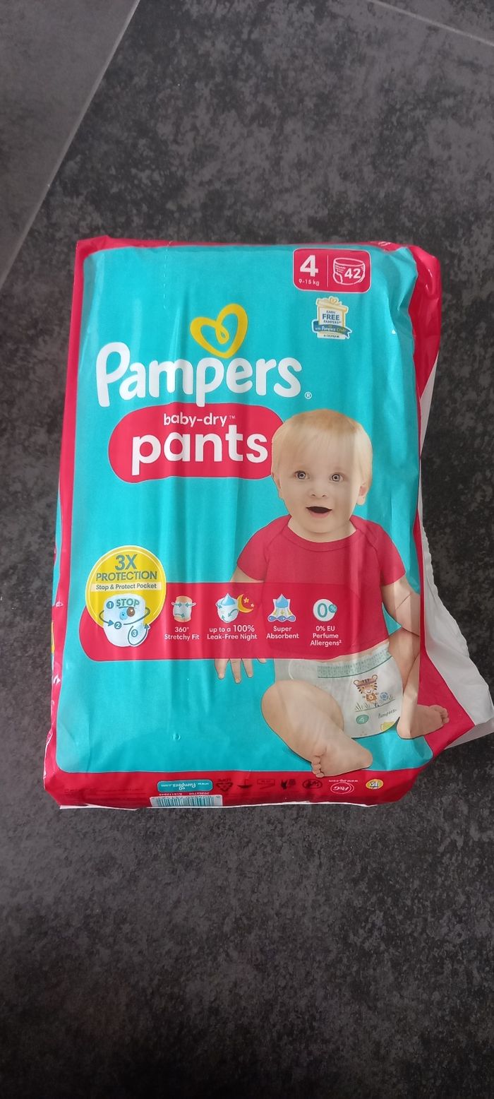 Pampers baby-dry pants taille 4
