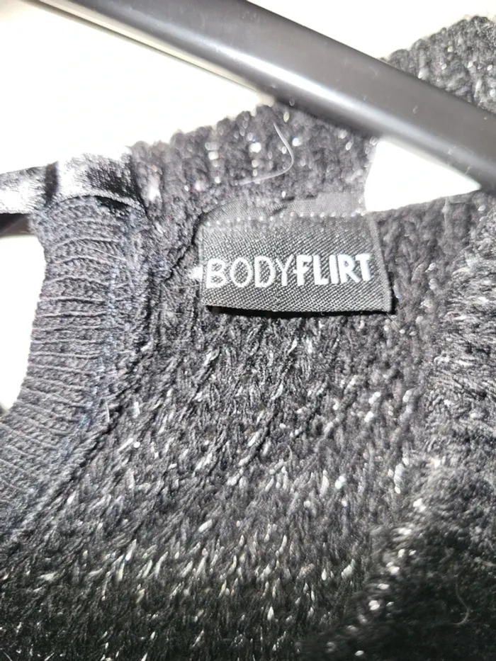 Pull col v pailleté bodyflirt - photo numéro 3