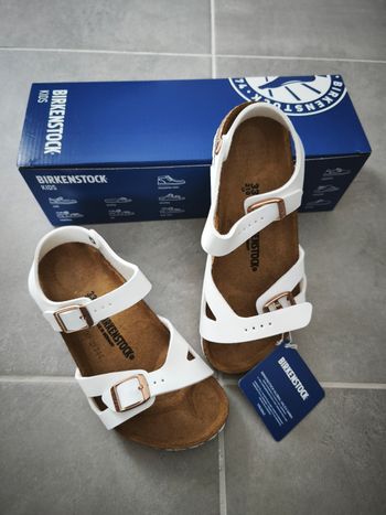 Birkenstock pointure 33 neuves