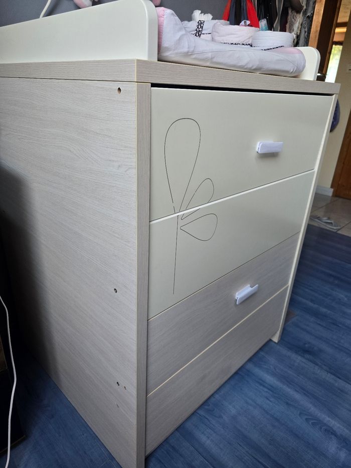 Commode et table à langer - photo numéro 2