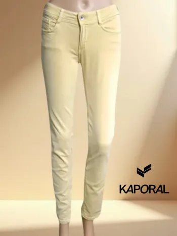 Jean Kaporal modéle quinze ,coupe slim ,taille basse , stretch
