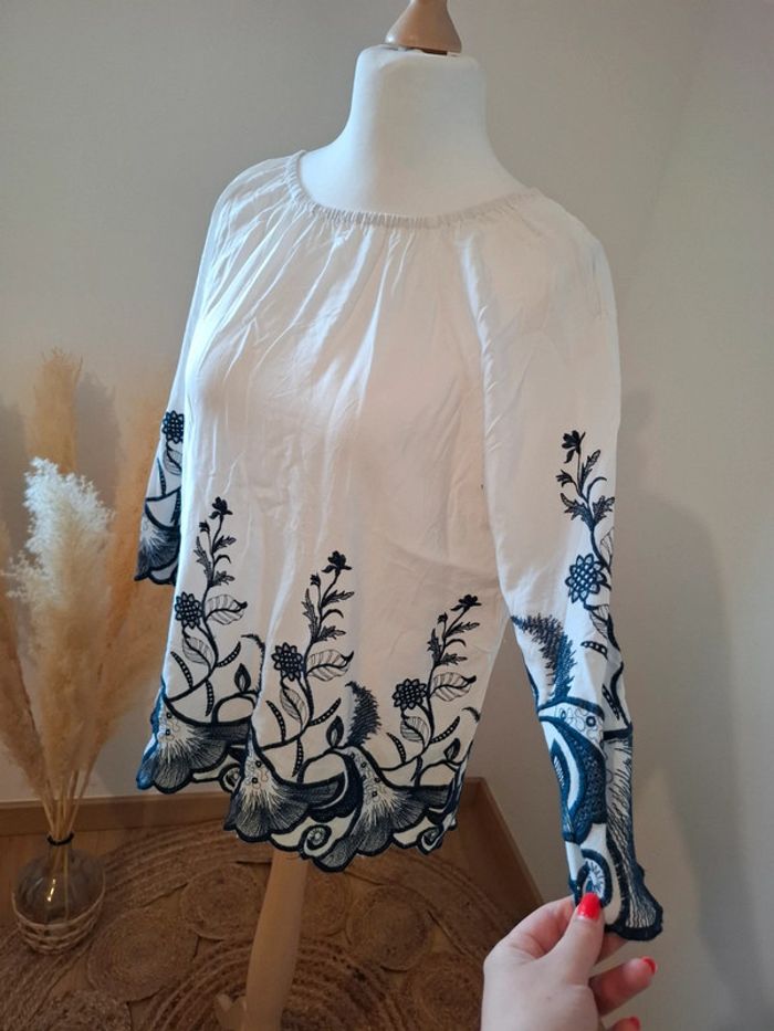 Blouse blanche bohème Fleurie Griffon taille M 38 - photo numéro 7