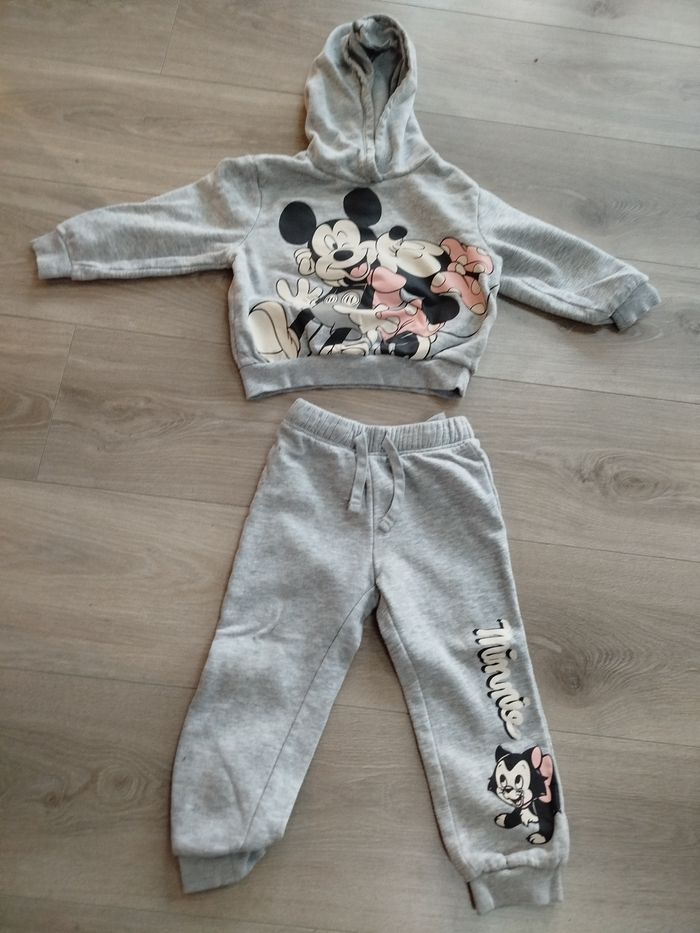 Ensemble Minnie 2-3 ans 98 cm - photo numéro 2