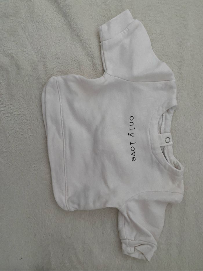 Lot tee shirt 1 mois - photo numéro 4