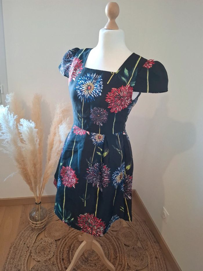 Robe noire chic fleurie Dy Design taille M 38 - photo numéro 8