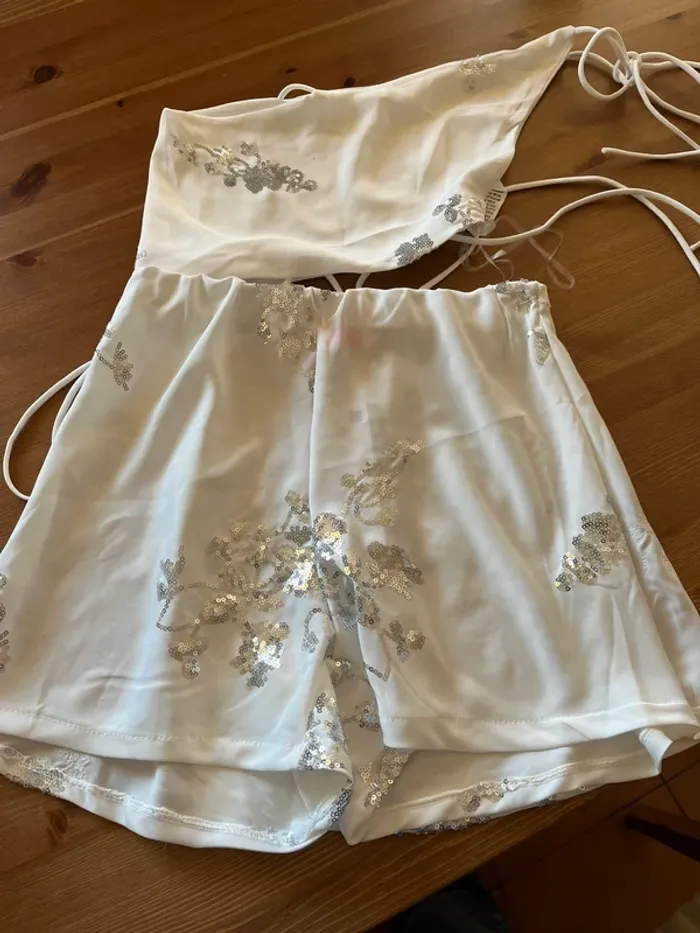 Ensemble short + top de Sorellas