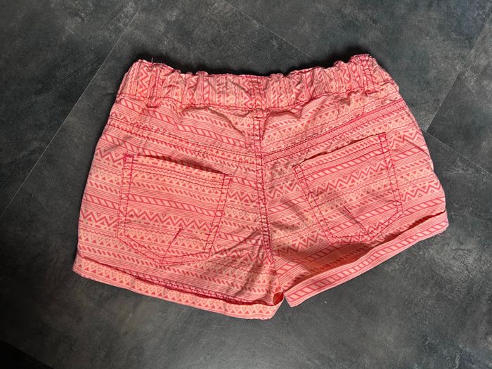 Très beau short état neuf 9 ans Zeeman - photo numéro 2