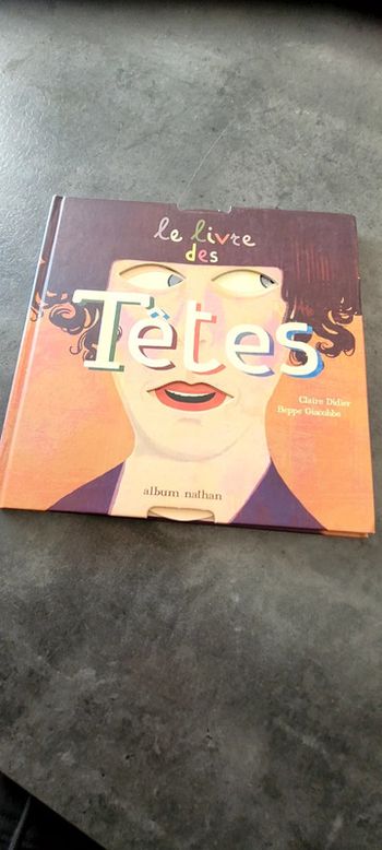 Le livre des têtes livre animé pour pédagogie ludique parfait état