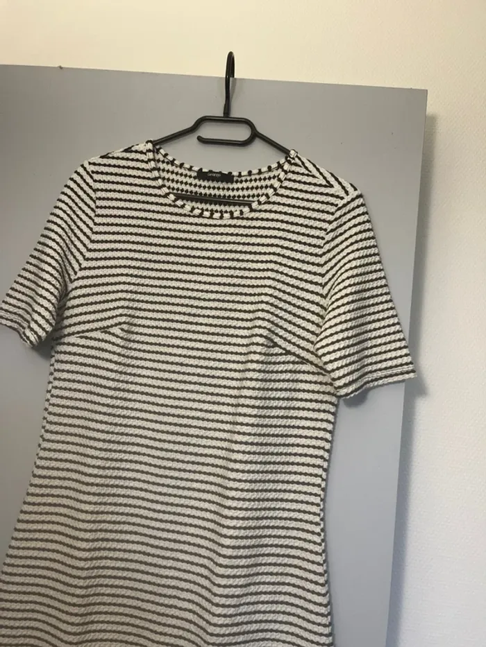 Robe à rayures - photo numéro 2