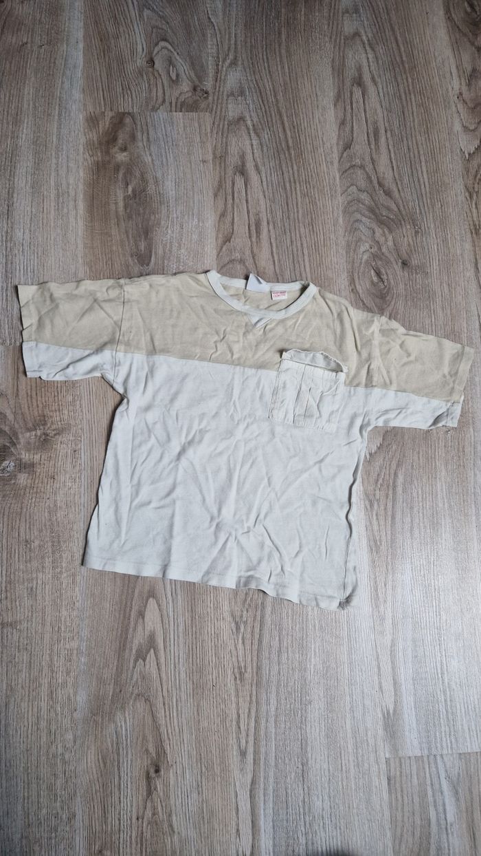 Tee shirt oversize beige et blanc cassé Zara 💥4 / 5 ans💥