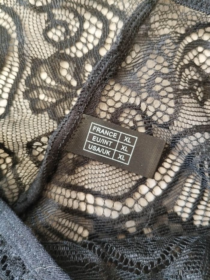 Culotte noir en dentelle - photo numéro 3