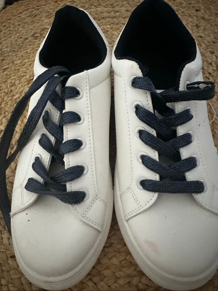 Basket femme T 39 - photo numéro 2