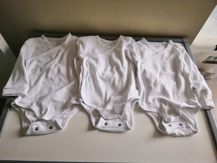 Lot de 3 bodies évolutifs (Blanc, manches longues) 9 mois (74 cm) Kiabi