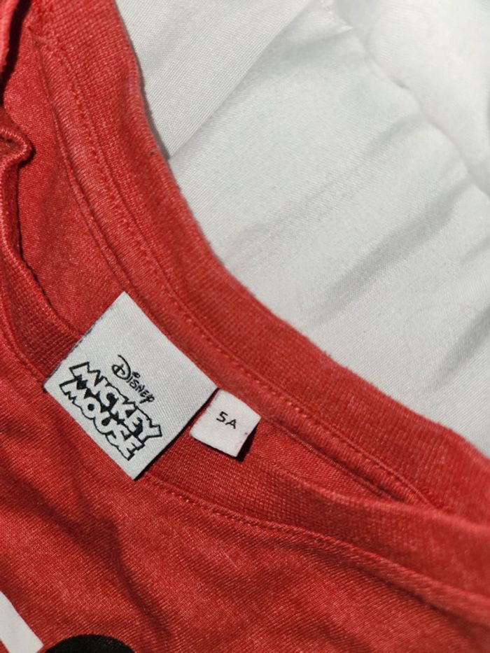 Tee-shirt manches longues taille 5 ans - photo numéro 2
