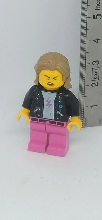 Homme musicien chanteur années 80 lego