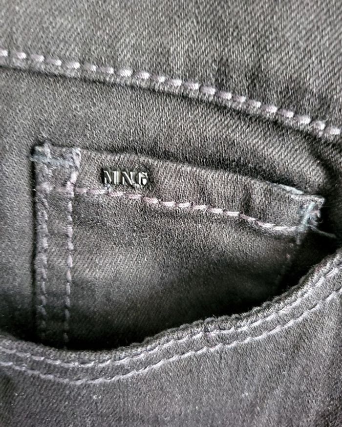 Jeans noir mango taille 42 coupe droite tendance - photo numéro 3
