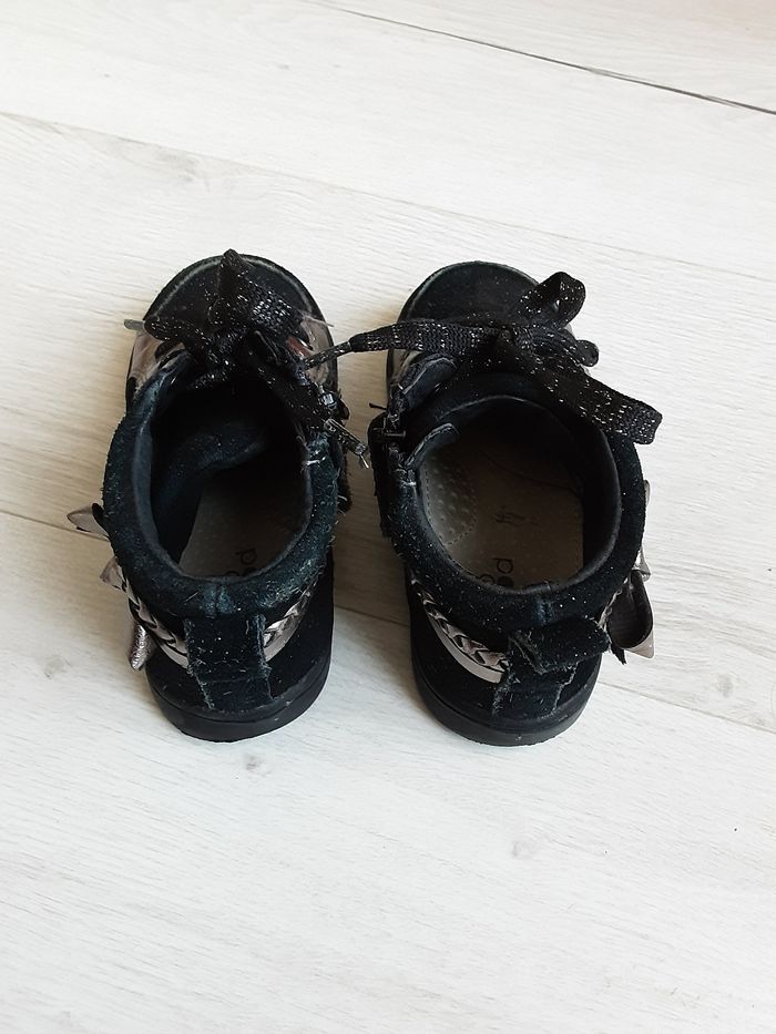 Chaussures fille doré et noir brillant pointure 25 - photo numéro 7
