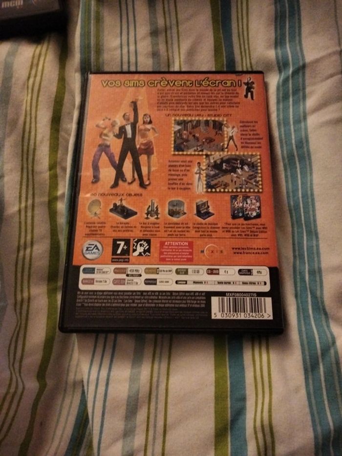 Jeu PC Les sims superstar - photo numéro 2