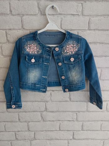Veste courte en jeans taille 4 ans