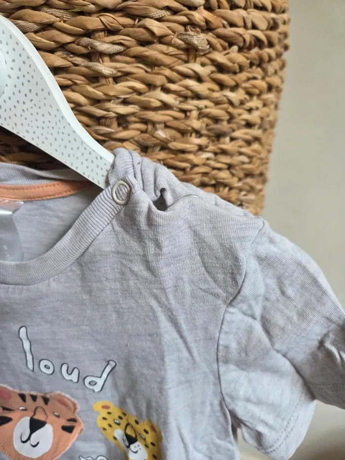 T-shirt manches courtes H&M 18 mois - photo numéro 3