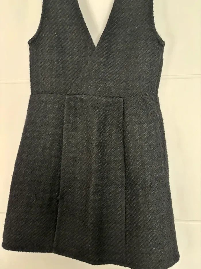 Robe noire - photo numéro 5