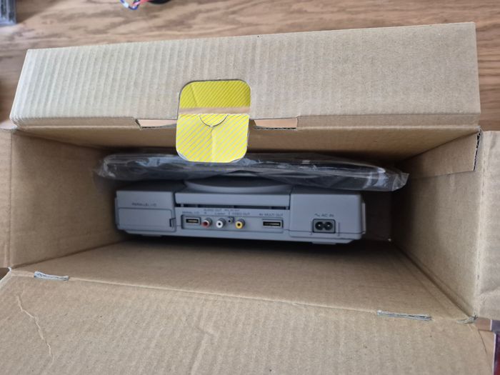 Lot Playstation en boite + 12 jeux + notice neuve + SCPH 5502 / 1002 Pal Fr / Eu - photo numéro 10