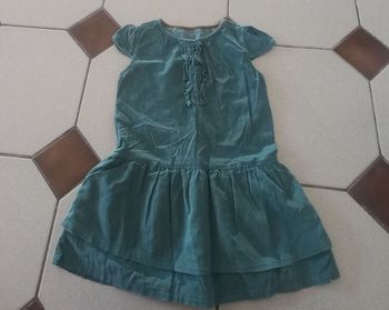 Robe taille 5-6 ans