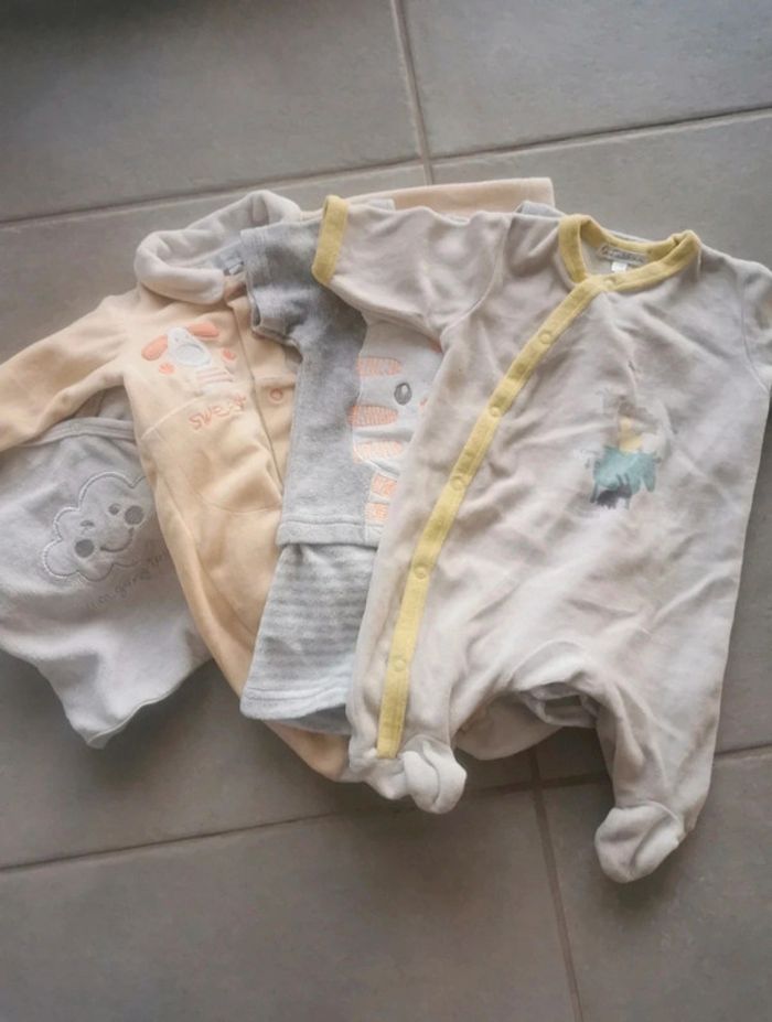 Lot pyjamas