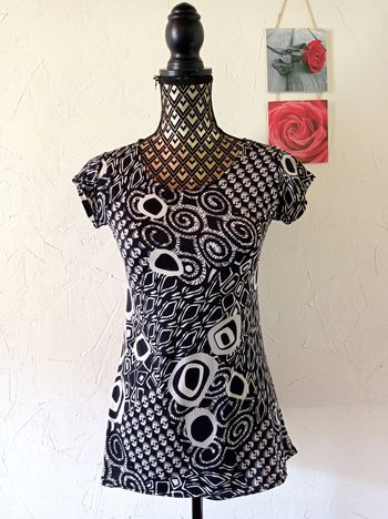 🌸Haut manches courtes, Nanouchka, taille 1