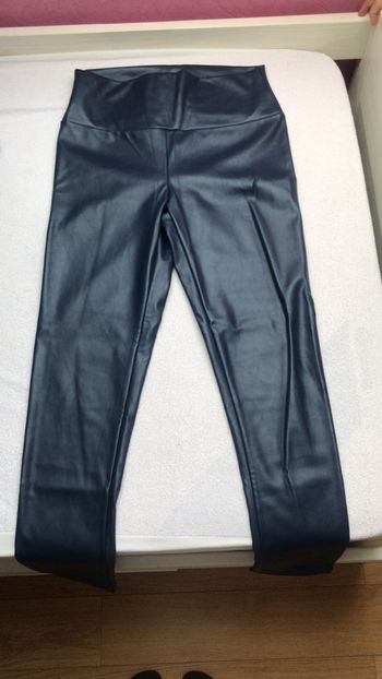 Pantalon bleu neuf
