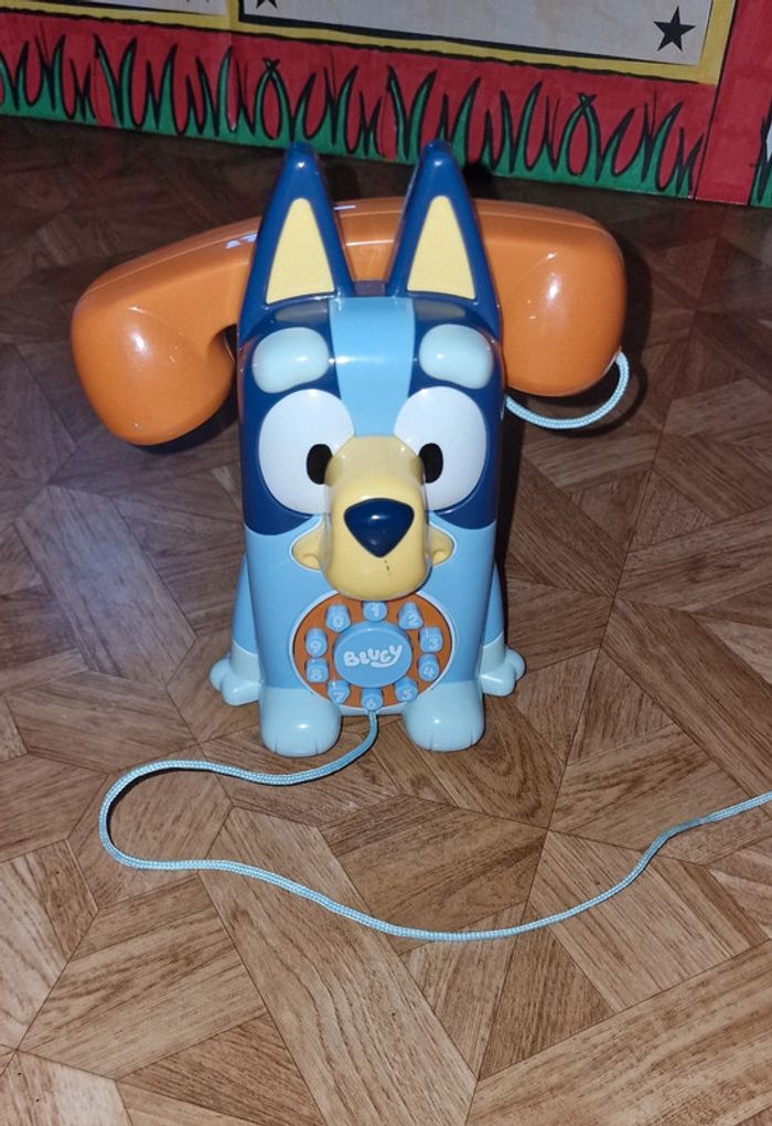 Téléphone bluey