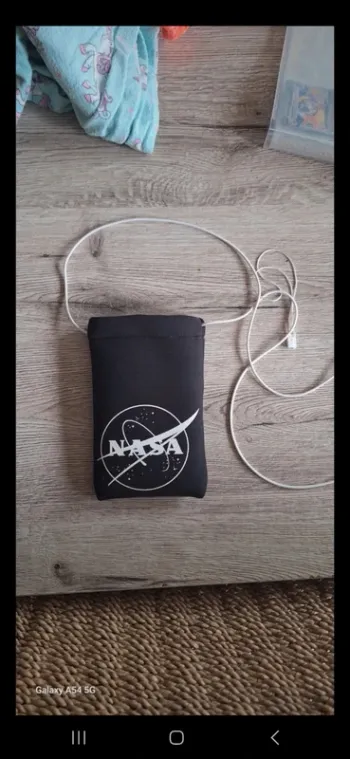 Pochette gsm Nasa