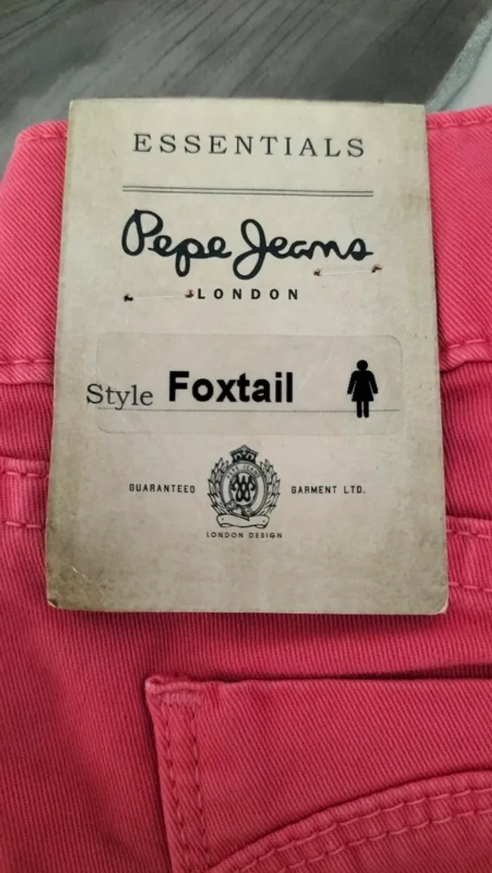Short en jean fushia - photo numéro 3