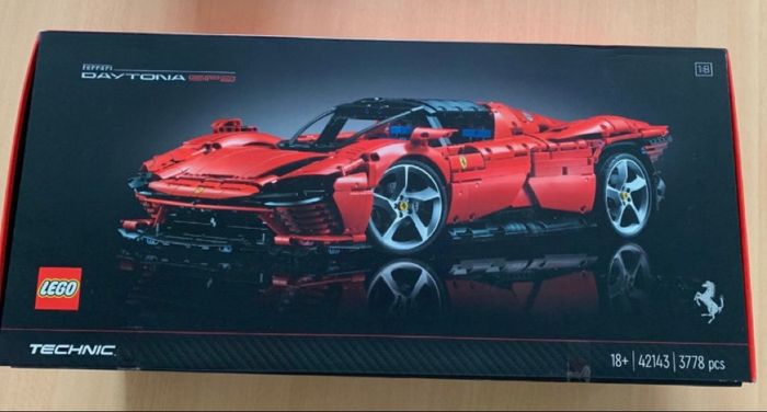 Lego Technic 42143 Neuf jamais déballer