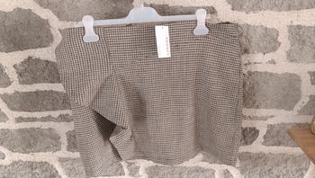 Jupe neuve taille 46
