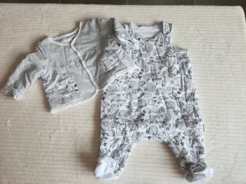 Pyjama ensemble