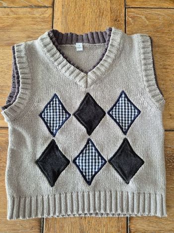 Pull sans manche beige bleu 3 mois