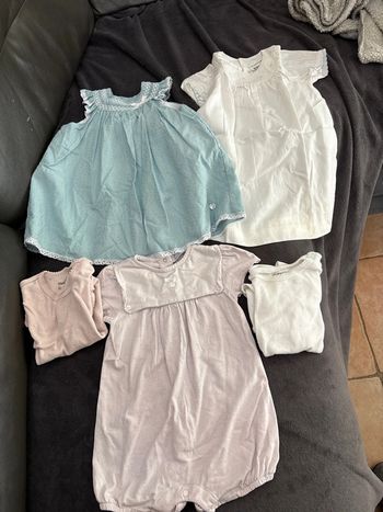 Lot de 5 vêtements en 12 mois