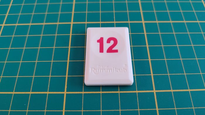 Tuile chiffre 12 douze rouge pièce détachée L'original Rummikub chiffres M&M Ventures 2014 #E31