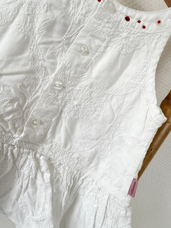 Robe blanche sans manches Catimini Taille 6 mois - photo numéro 3