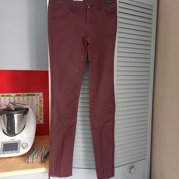 Jean fin bordeaux