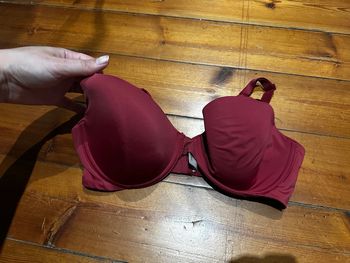Soutien gorges 90D Calvin Klein bordeaux