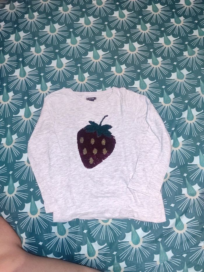 T-shirt manche longue taille 5 ans